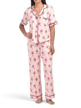 NWT ROOM SERVICE Pink Giraffes on Point Pajama Set